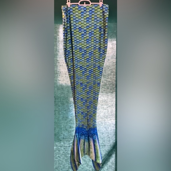 Mermaidens 🧜♀️ “Aussie Green Mermaid Tail”*Tail Skin ONLY* Adult SZ L 12-14 - Picture 5 of 10